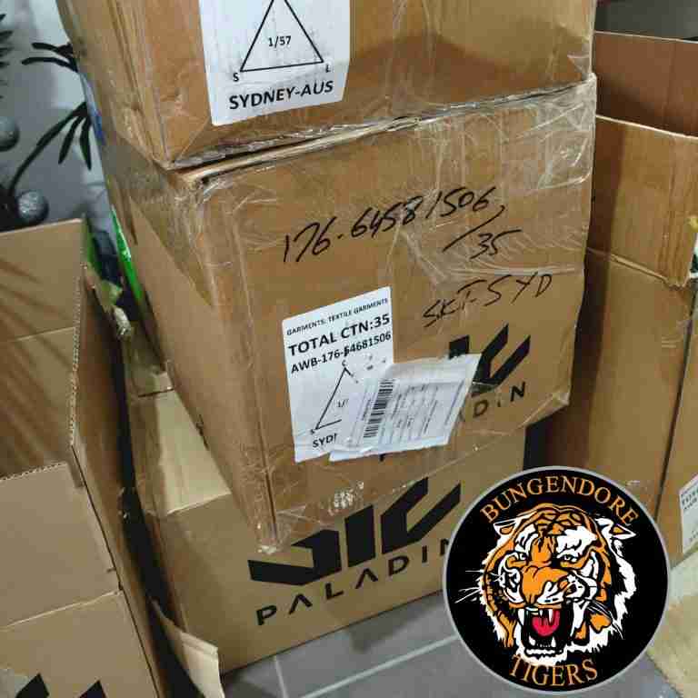 Read more about the article Juniors: Online merch orders have arrived!