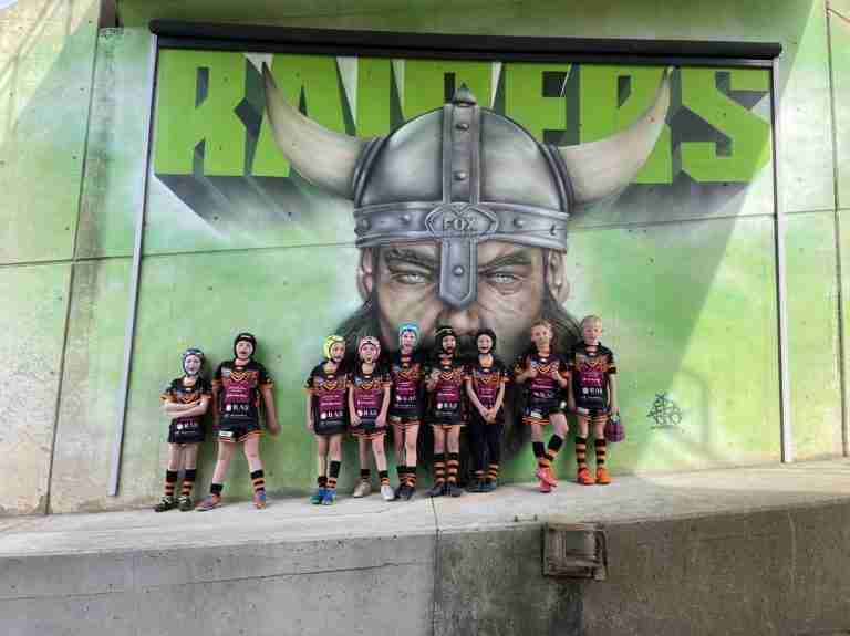 Read more about the article Juniors: U8s cheer on NRLW Raiders